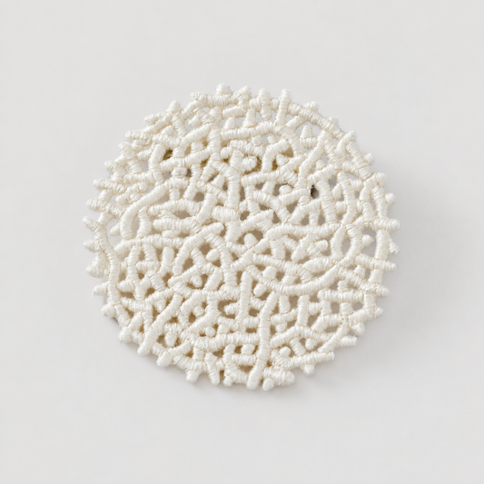 brooch『edaeda maru』 アイボリー